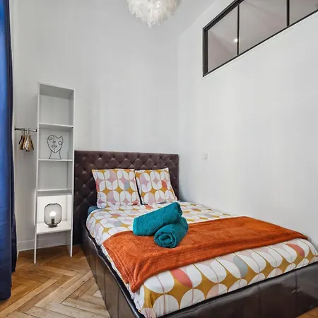 2 Bedroom - Hyper Center - Kitchen - Tramway - Balcony - Air Conditioner - Wifi